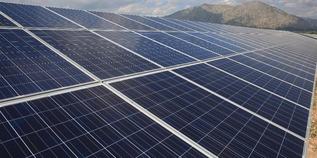 Компания Akfen построит в Турции 13 ветровых и солнечных электростанций стоимостью 530 млн долларов