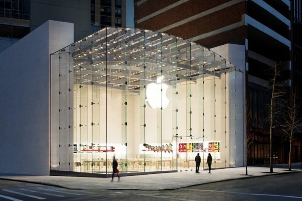 Apple откроет первый в Сингапуре магазин, который работает от солнечной энергии