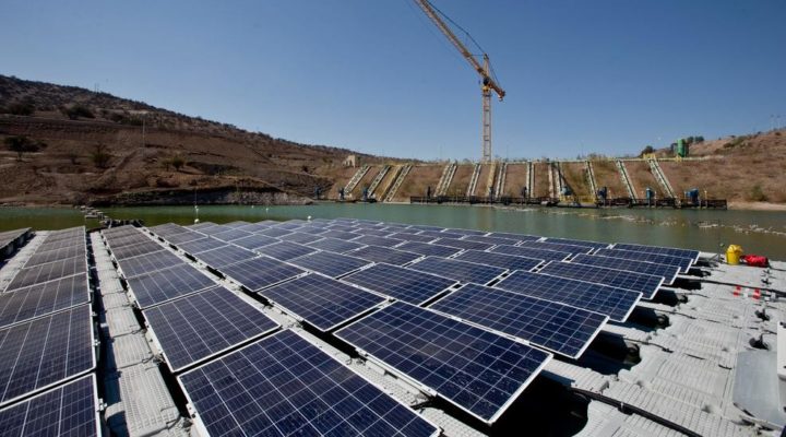 В Чили тестируют плавающие солнечные панели
