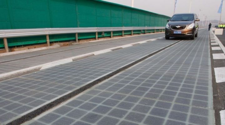 С новой солнечной дороги в Китае уже украли панели