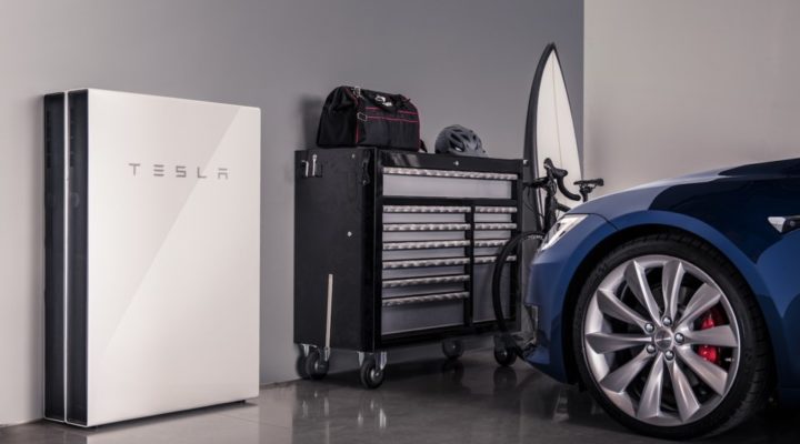 Tesla начнет продажу солнечных панелей в 800 магазинах сети Home Depot