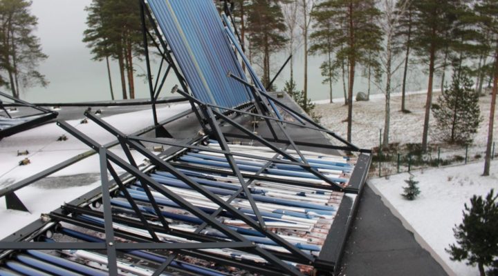 Шторм в Таллинне уничтожил солнечных панелей на 20 тысяч евро