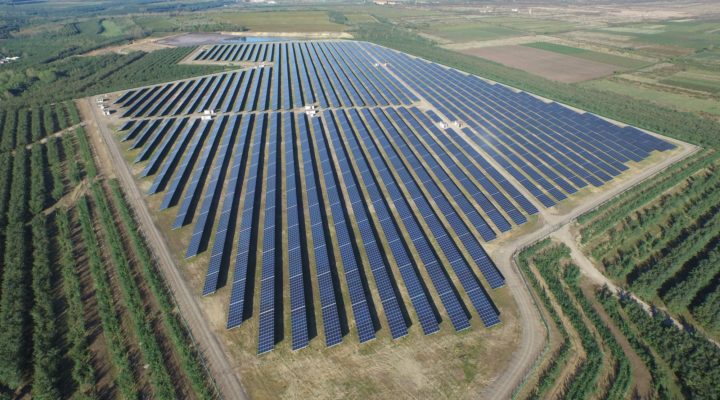 В Венгрии запустили самый крупный в стране солнечный завод
