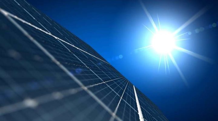 В 2017 на солнечную энергию пришлись 60% всех инвестиций в возобновляемую энергию
