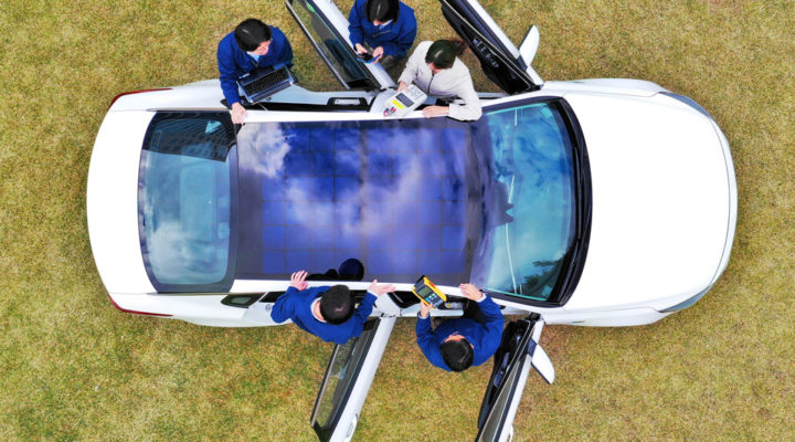Kia и Hyundai начнут устанавливать на машинах солнечные панели