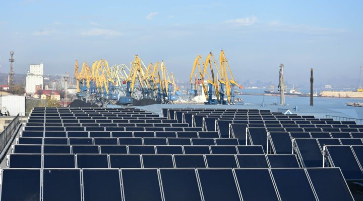 Мариупольский порт экономит благодаря солнечной энергии