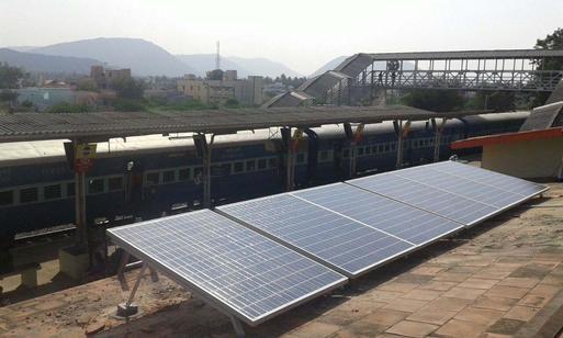 В индийском штате Индор железнодорожную станцию оборудовали солнечным гелиогенератором