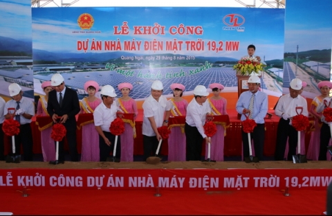 Во Вьетнаме началось строительство первого солнечного завода