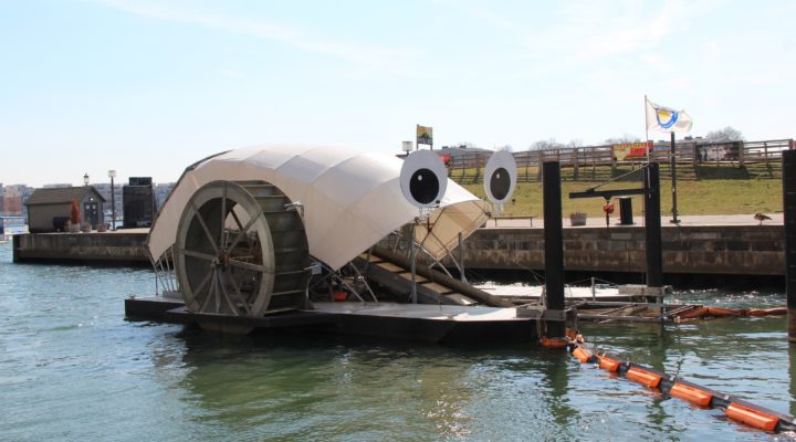 Солнечное судно Mr.Trash Wheel очистило воды Балтимора от 500 тонн мусора