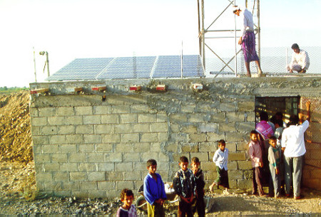 Жители объятого войной Йемена бросились скупать солнечные панели